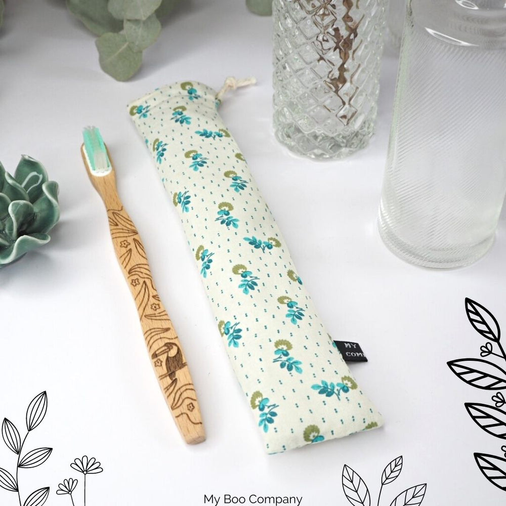 Pochette de voyage pour brosse à dents - motifs fleurs bleues et vertes - My Boo Company