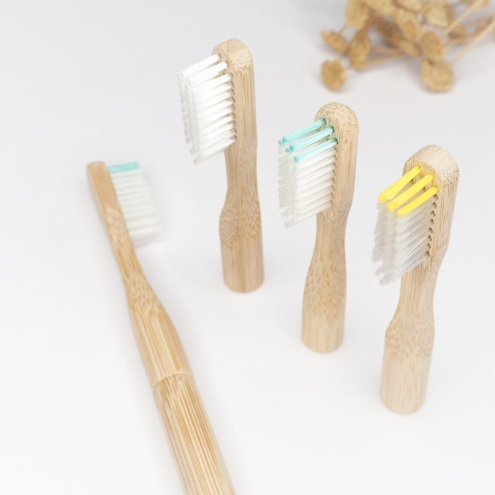
            
                Charger l&amp;#39;image dans la galerie, Une brosse à dents tête changeable en bambou - My Boo Company
            
        